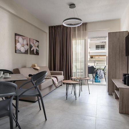 Crist Luxury Apartments Nea Poteidaia Esterno foto