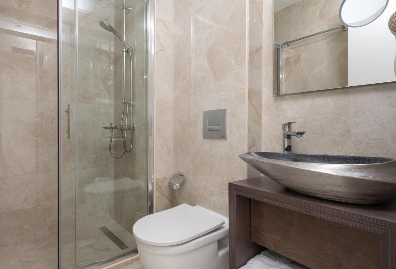 Crist Luxury Apartments Nea Poteidaia Esterno foto