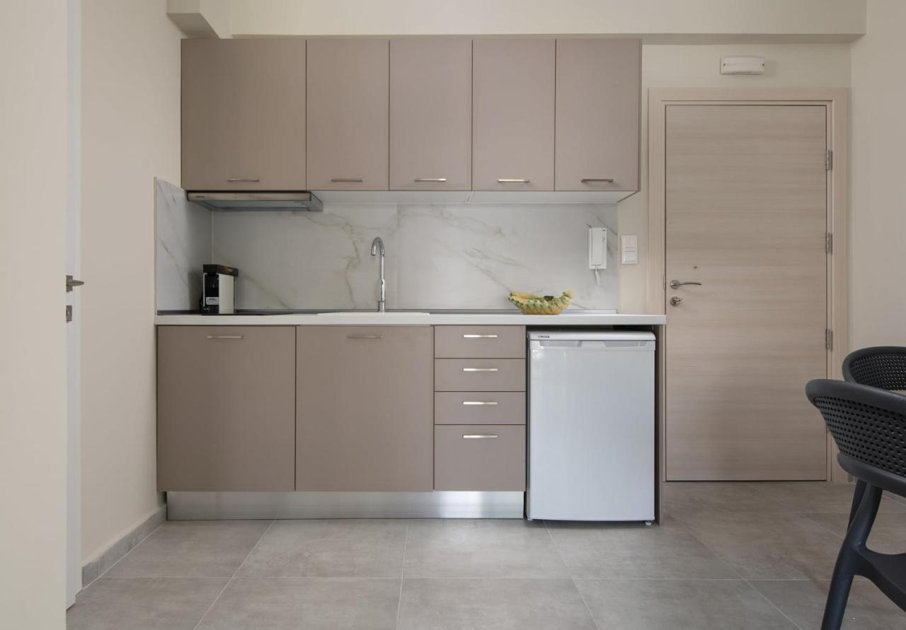 Crist Luxury Apartments Nea Poteidaia Esterno foto