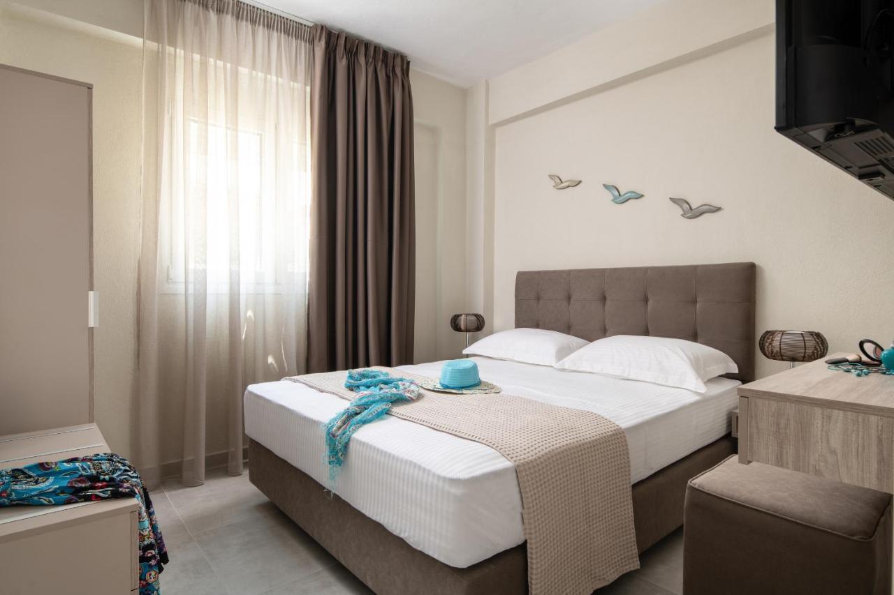Crist Luxury Apartments Nea Poteidaia Esterno foto