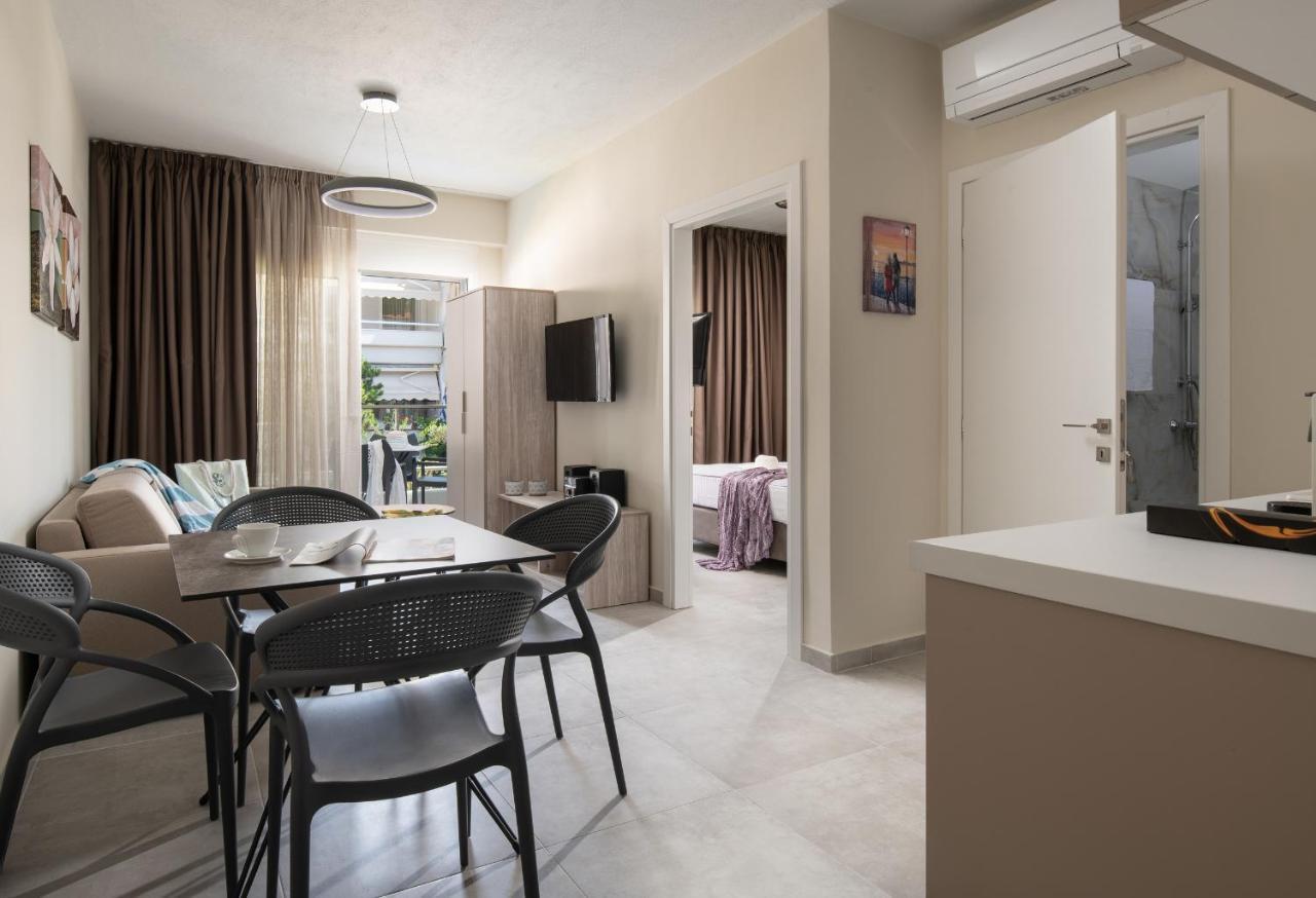 Crist Luxury Apartments Nea Poteidaia Esterno foto